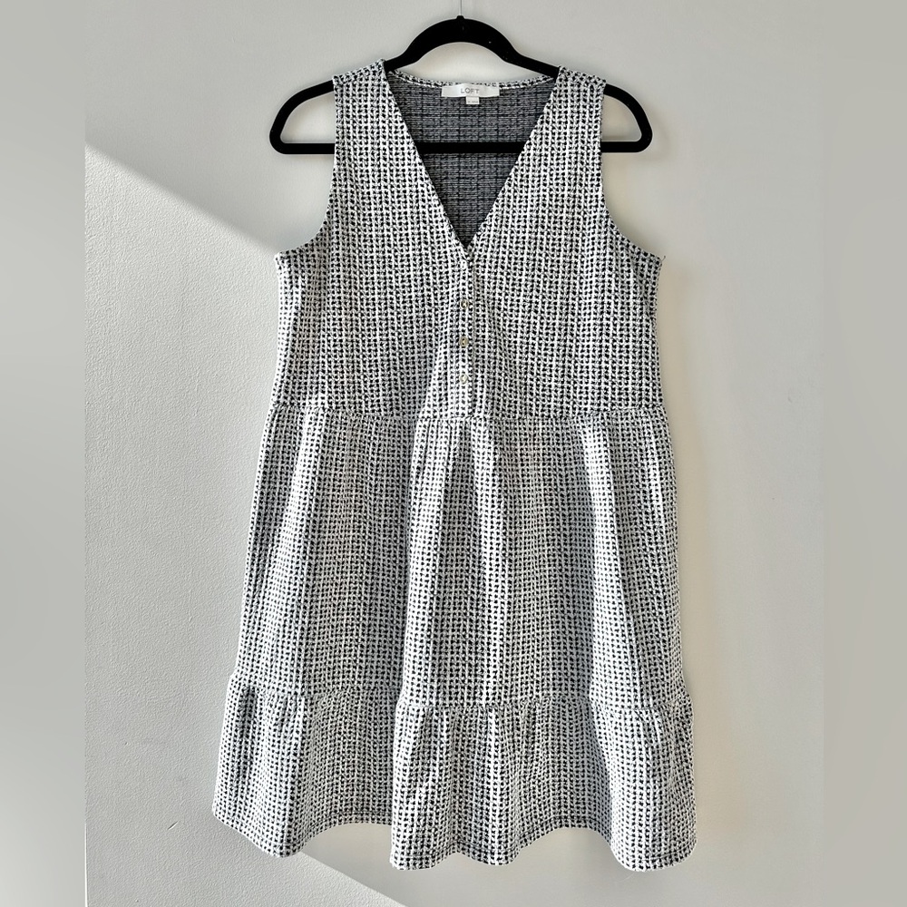 LOFT knit fit and flare dress Size M